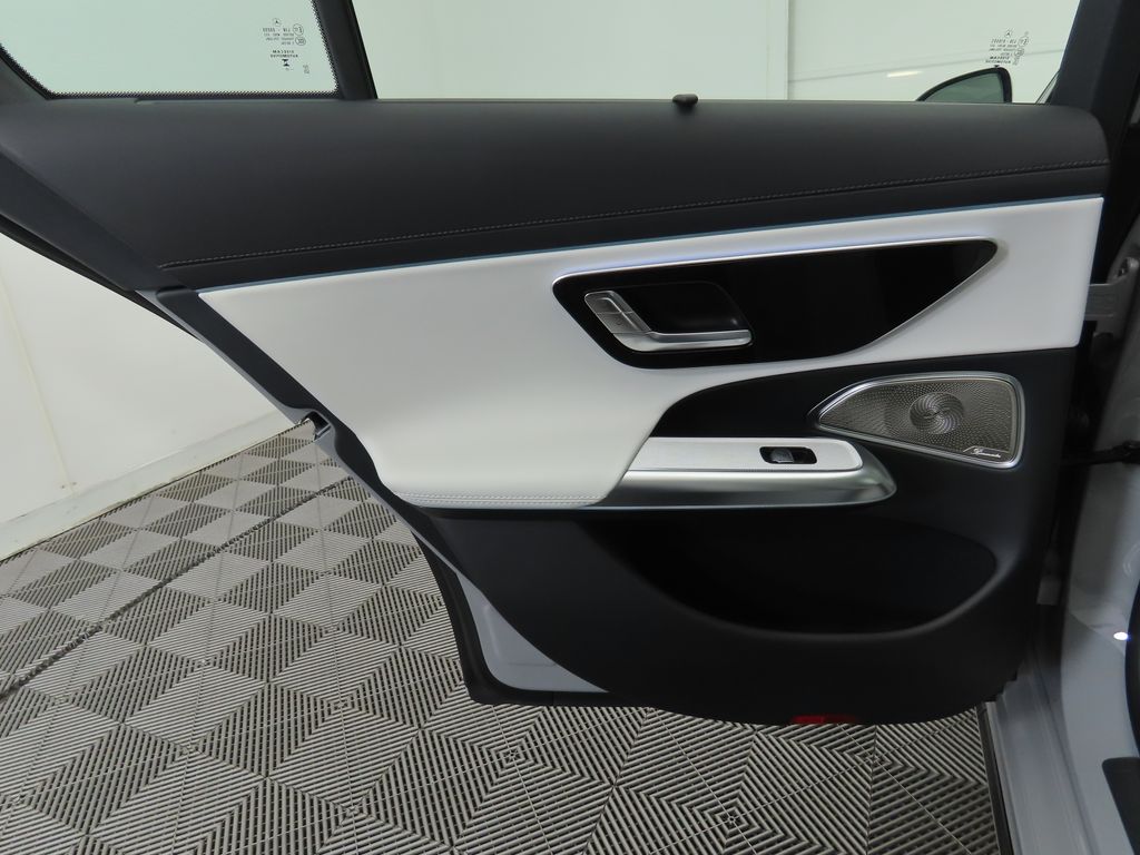 Thumbnail: 2026 Mercedes-Benz E-Class - 27