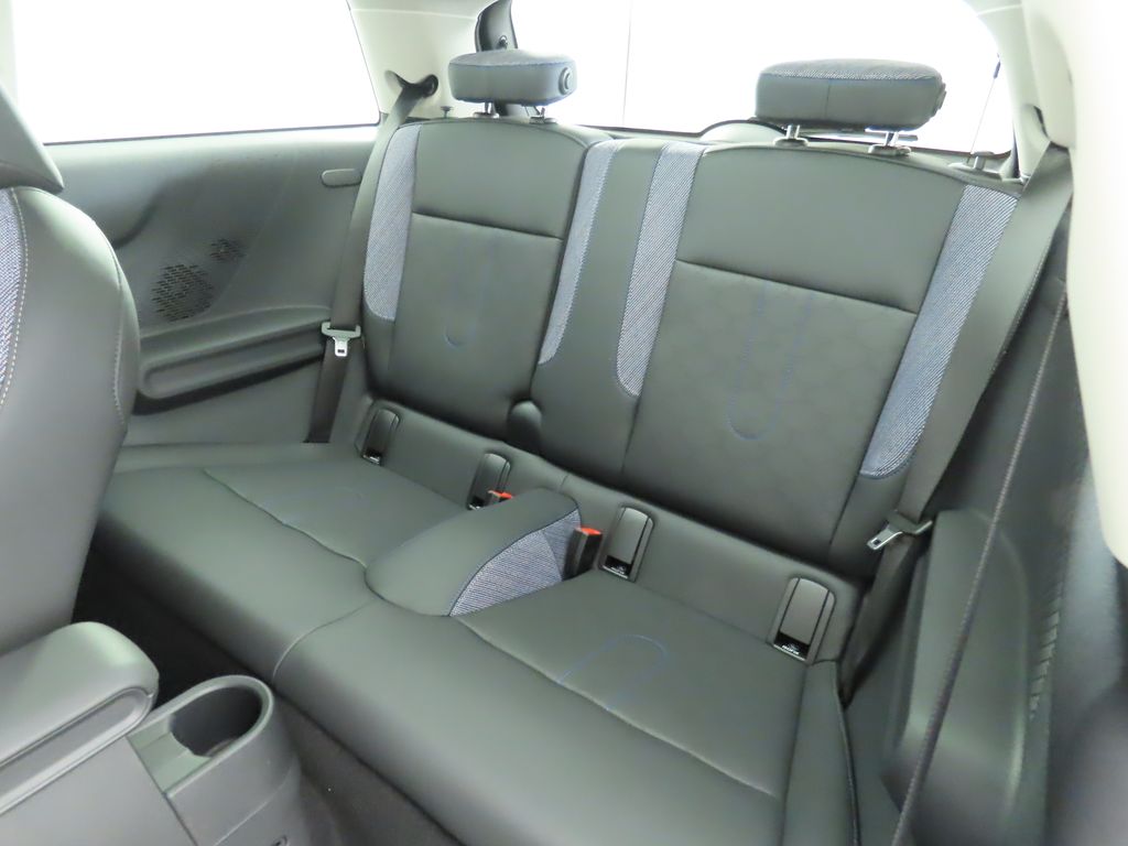 Thumbnail: 2026 MINI Cooper - 22