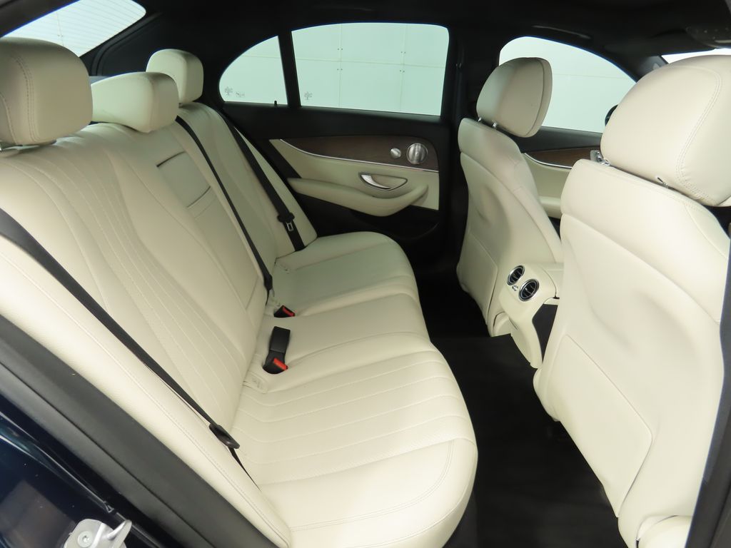 2017 Mercedes-Benz E-Class E 300 25