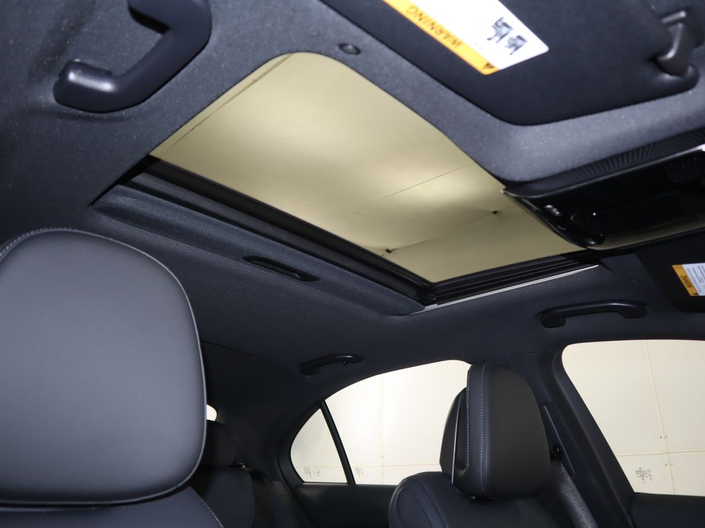 Thumbnail: 2025 Mercedes-Benz C-Class - 19