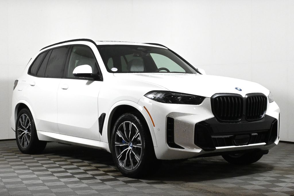 2025 BMW X5 xDrive50e 9