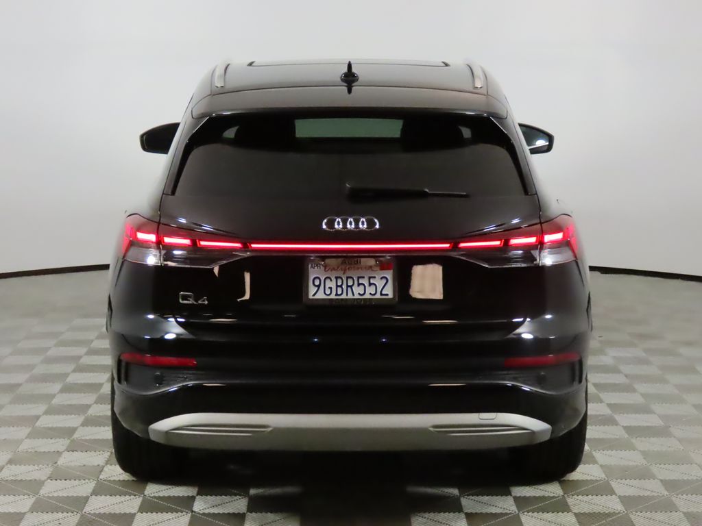 Thumbnail: 2023 Audi Q4 e-tron - 4
