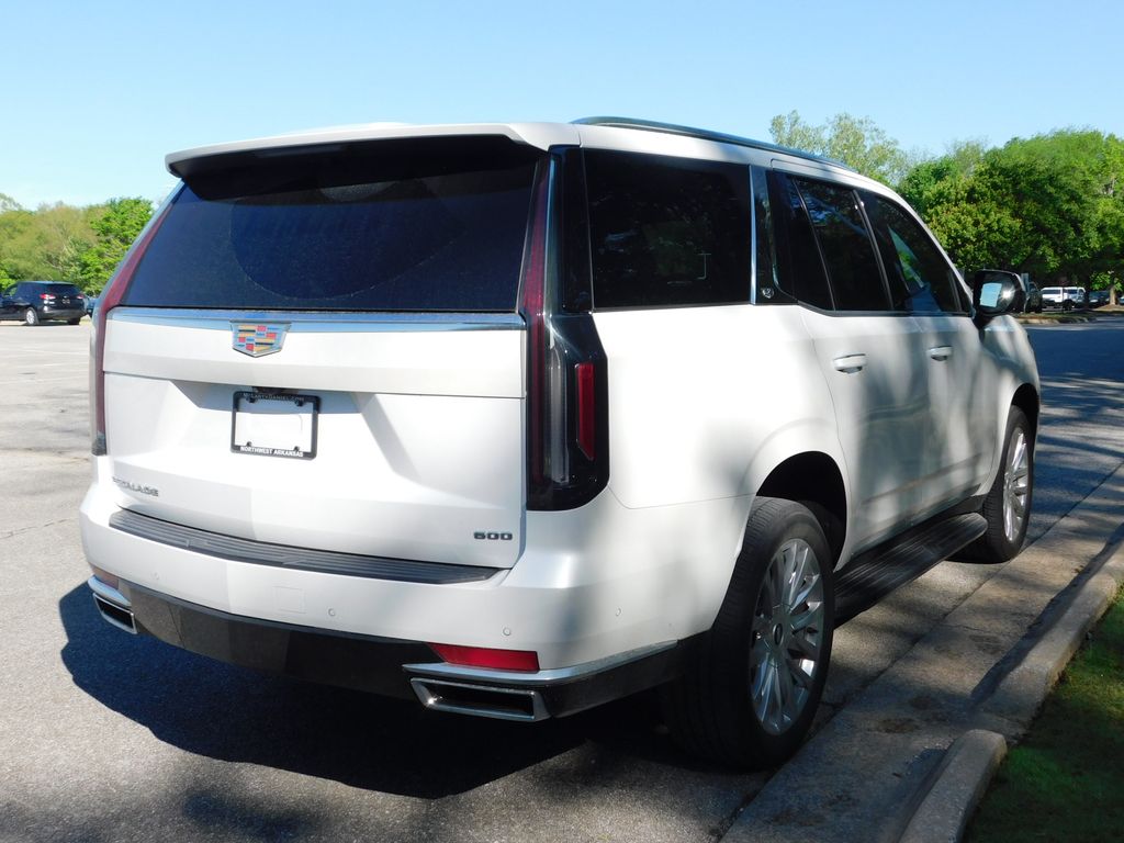 2022 Cadillac Escalade Premium Luxury 4