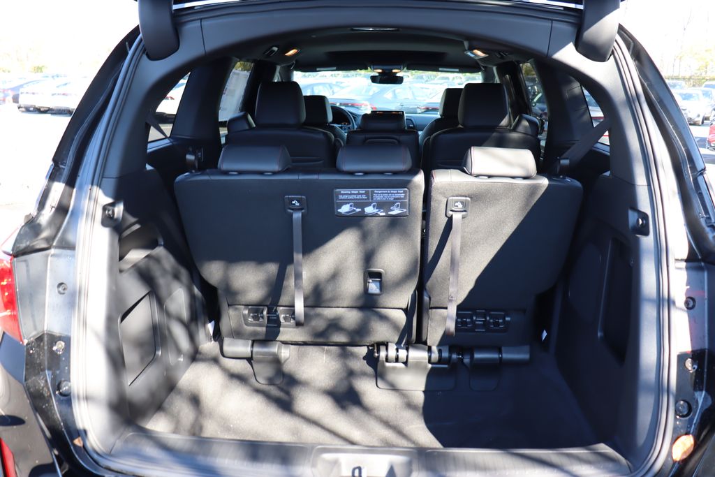 Thumbnail: 2026 Honda Odyssey - 12
