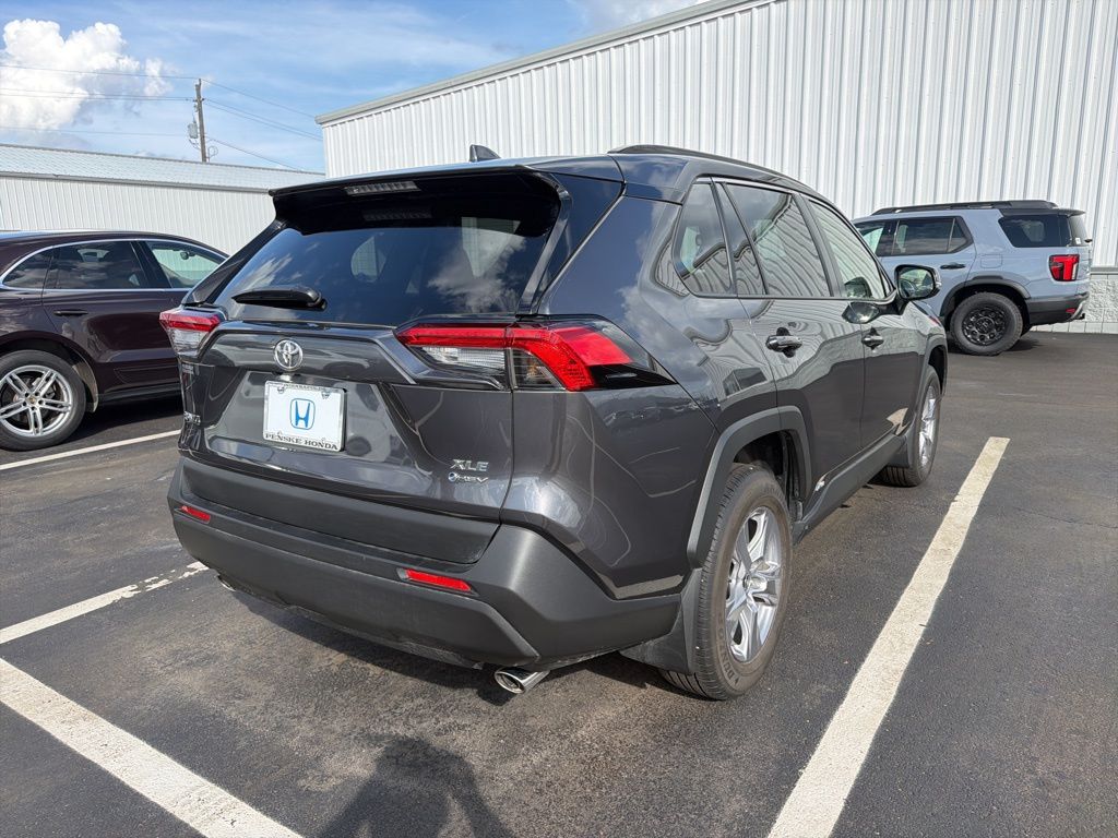 Thumbnail: 2025 Toyota RAV4 - 3