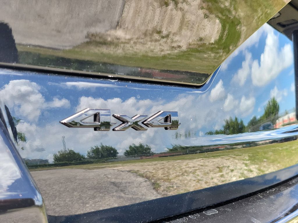 New 2026 Black Jeep Altitude image 7