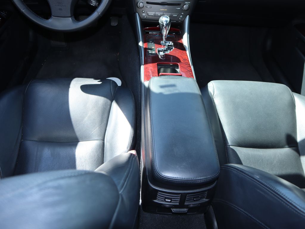 Thumbnail: 2006 Lexus IS - 8