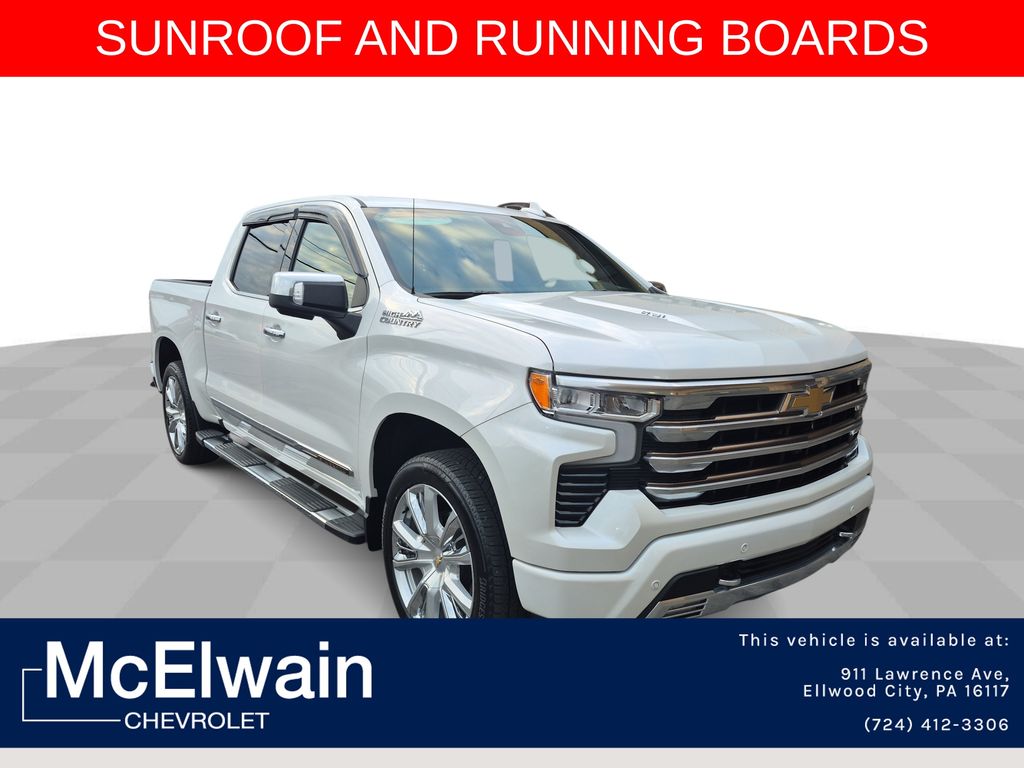 White (Iridescent Pearl Tricoat) 2022 Chevrolet Silverado 1500 Pickup Truck Four-Wheel Drive Automatic