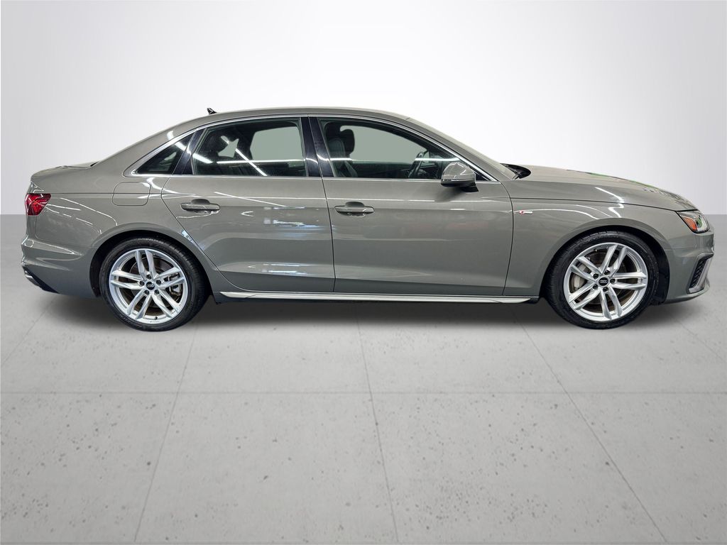 2023 Audi A4 45 S line Premium Plus