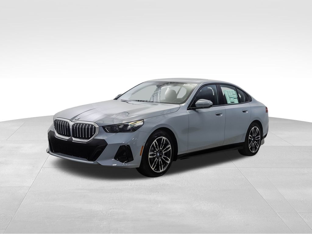 Thumbnail: 2026 BMW 5 Series - 1