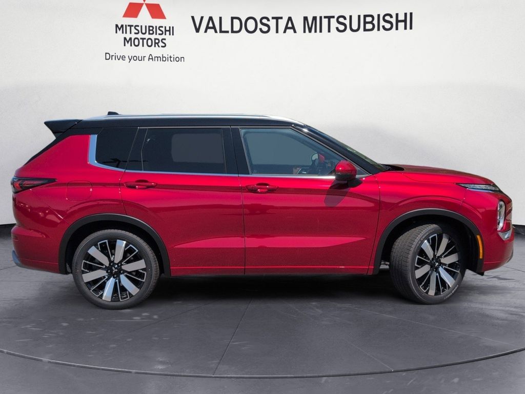 New 2026 Mitsubishi Outlander SUV