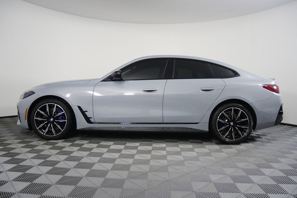Thumbnail: 2025 BMW i4 - 6