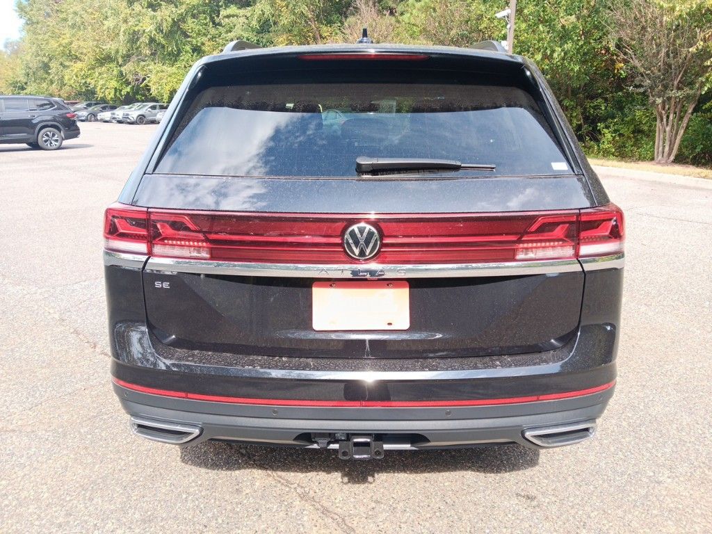 2025 Volkswagen Atlas 2.0T SE w/Technology 4