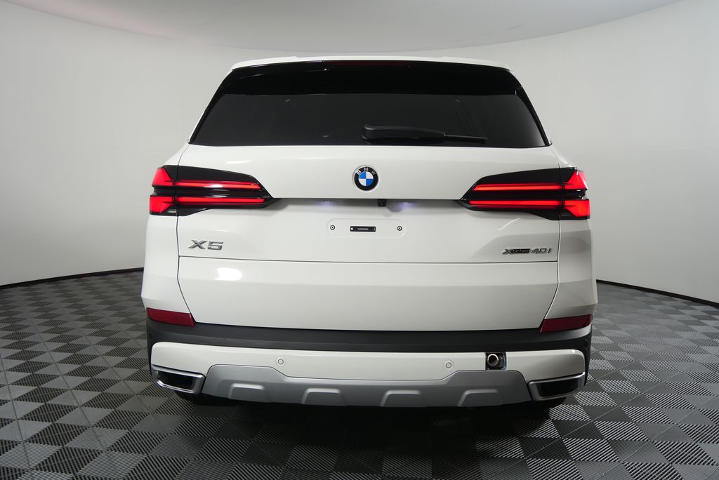Thumbnail: 2026 BMW X5 - 4