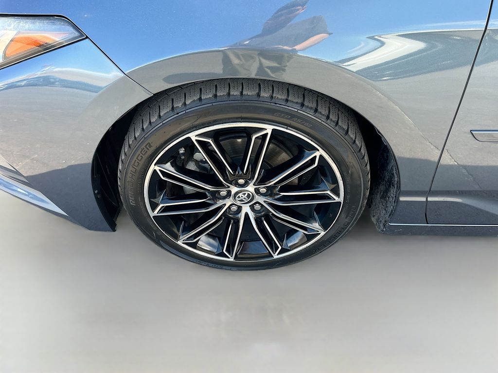 Used 2019 Gray Toyota Touring image 33