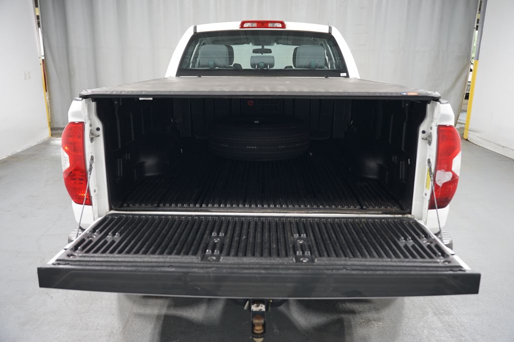 2017 Toyota Tundra SR5 29