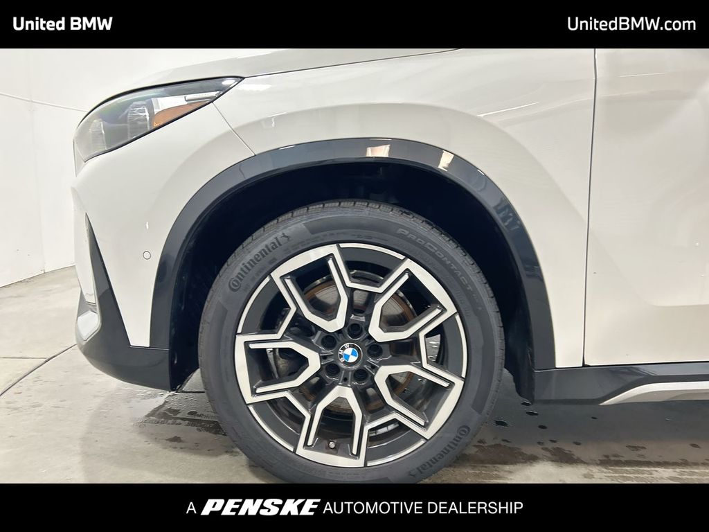 Thumbnail: 2023 BMW X1 - 10