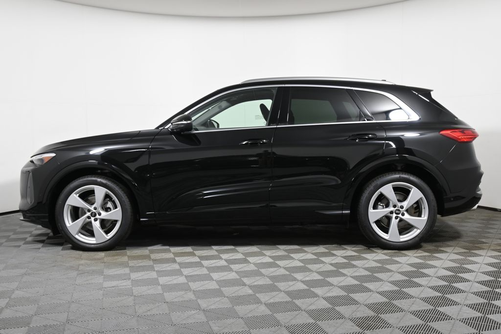 Thumbnail: 2025 Audi Q5 - 2