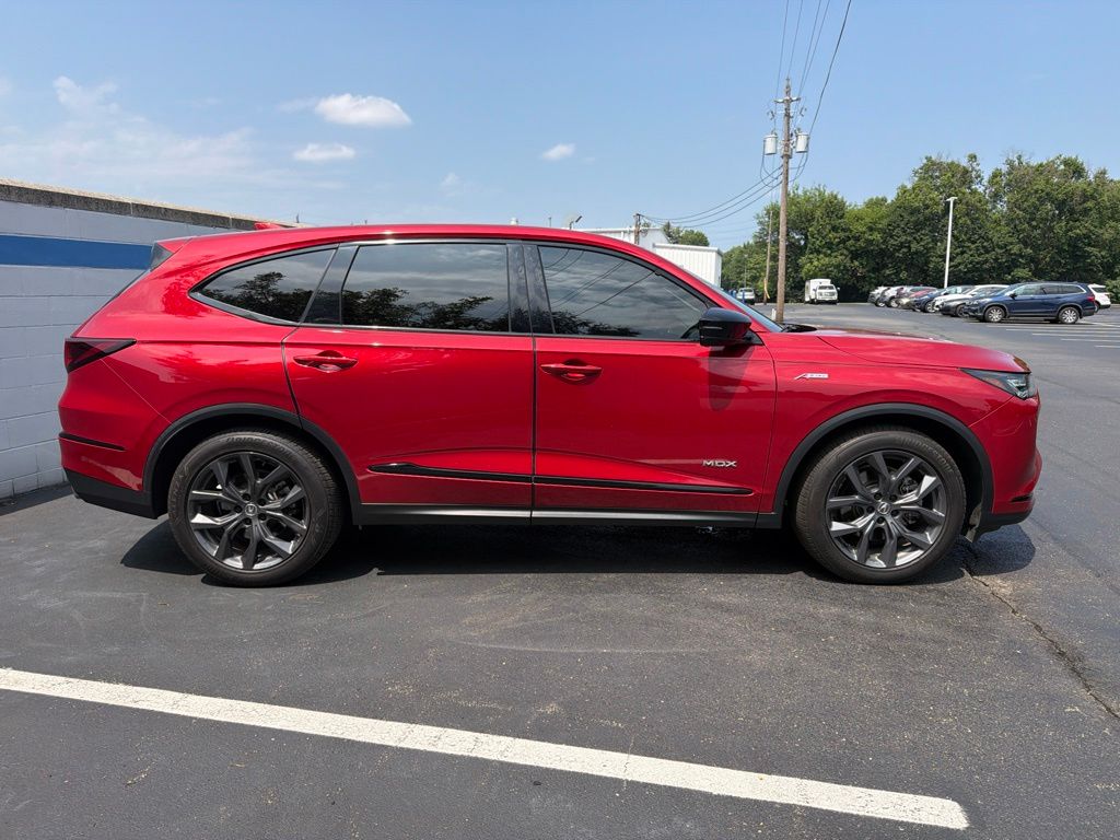 Thumbnail: 2022 Acura MDX - 6