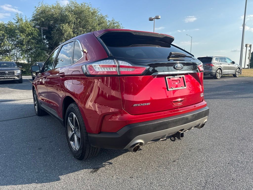 2020 Ford Edge SEL Red at Grove City Ford