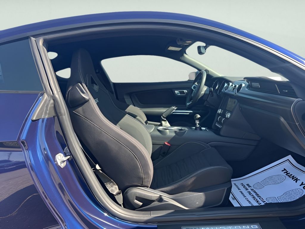 2018 Ford Mustang