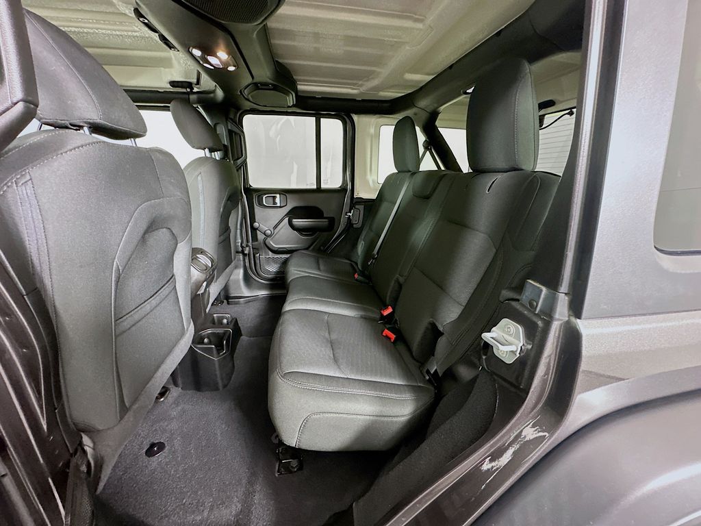 Thumbnail: 2020 Jeep Wrangler - 23