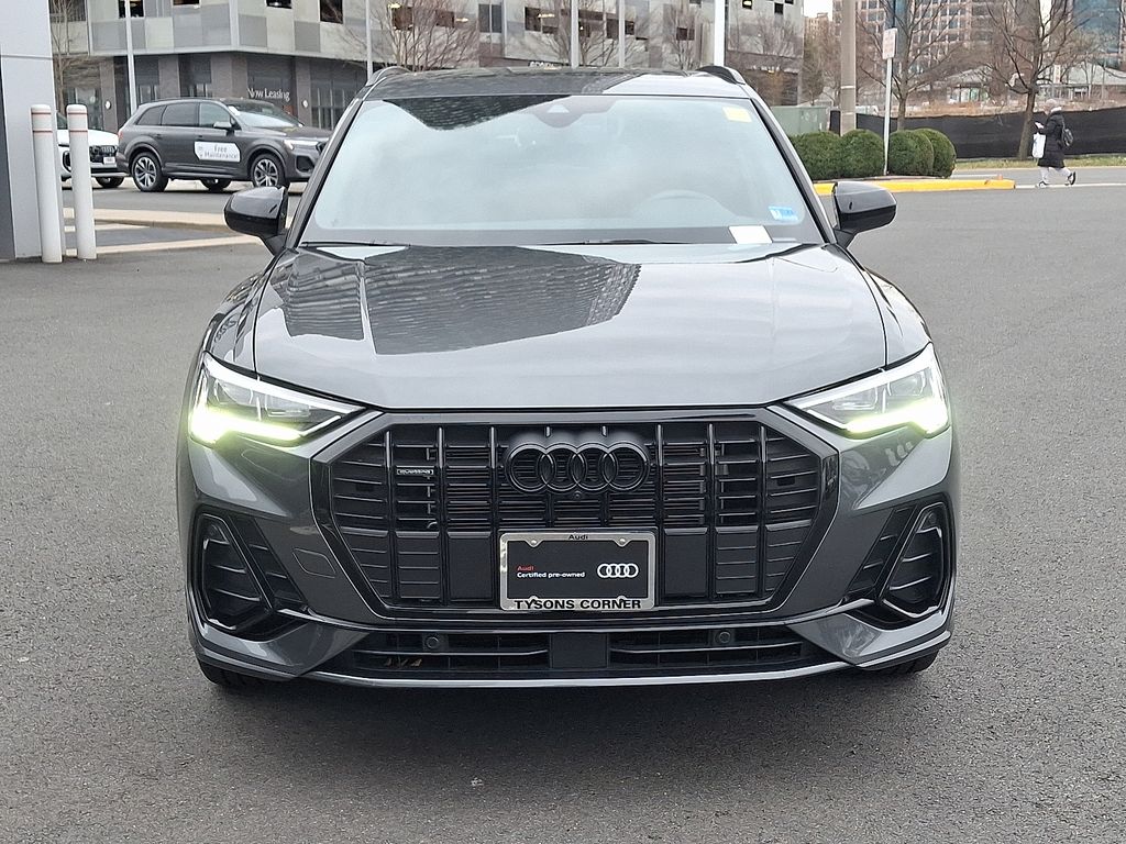 Thumbnail: 2025 Audi Q3 - 2