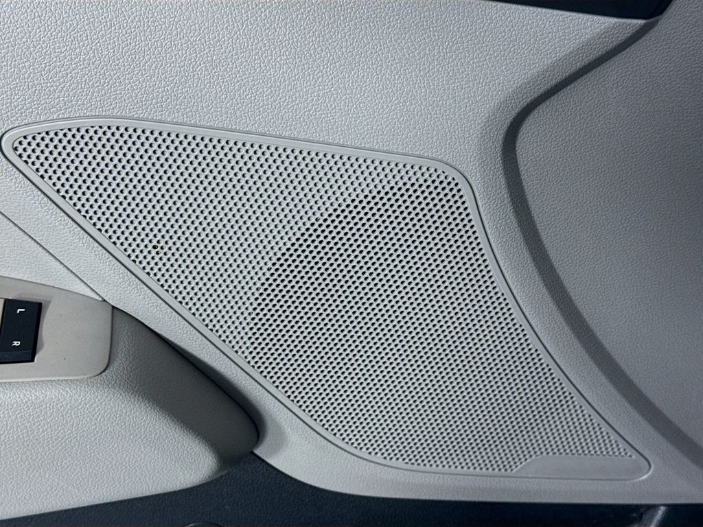 Used Car 2017 Hyundai Elantra  Se For Sale Under $10,000 In Austin, Texas