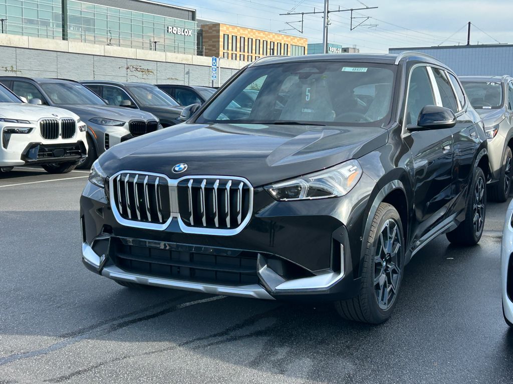 Thumbnail: 2026 BMW X1 - 2