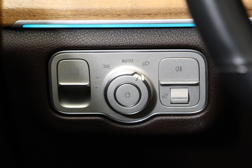 Thumbnail: 2023 Mercedes-Benz GLS - 19