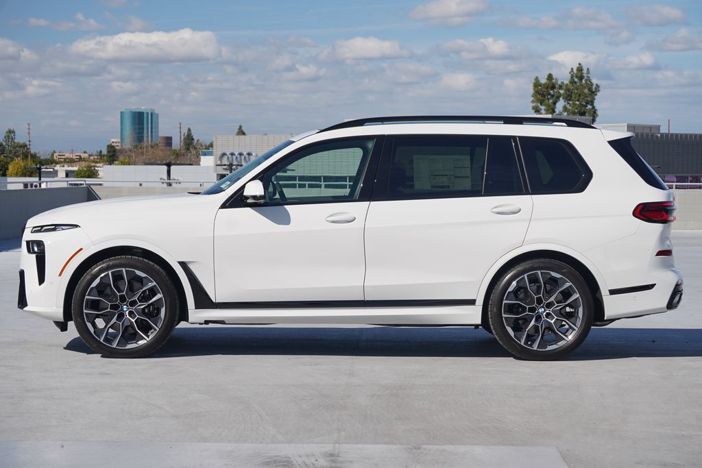 2024 BMW X7 xDrive40i 4