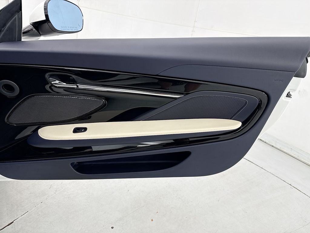 Thumbnail: 2026 Aston Martin DB12 - 31