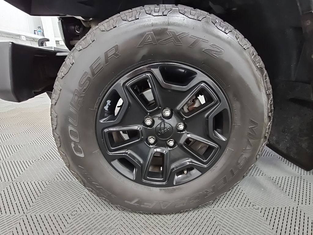 2017 Jeep Wrangler Unlimited Willys photo