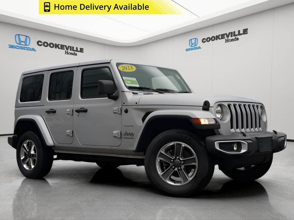 Silver Zynith Clearcoat 2023 Jeep Wrangler Sahara 4-Door 4WD SUV / Crossover Four-Wheel Drive 8-Speed Automatic