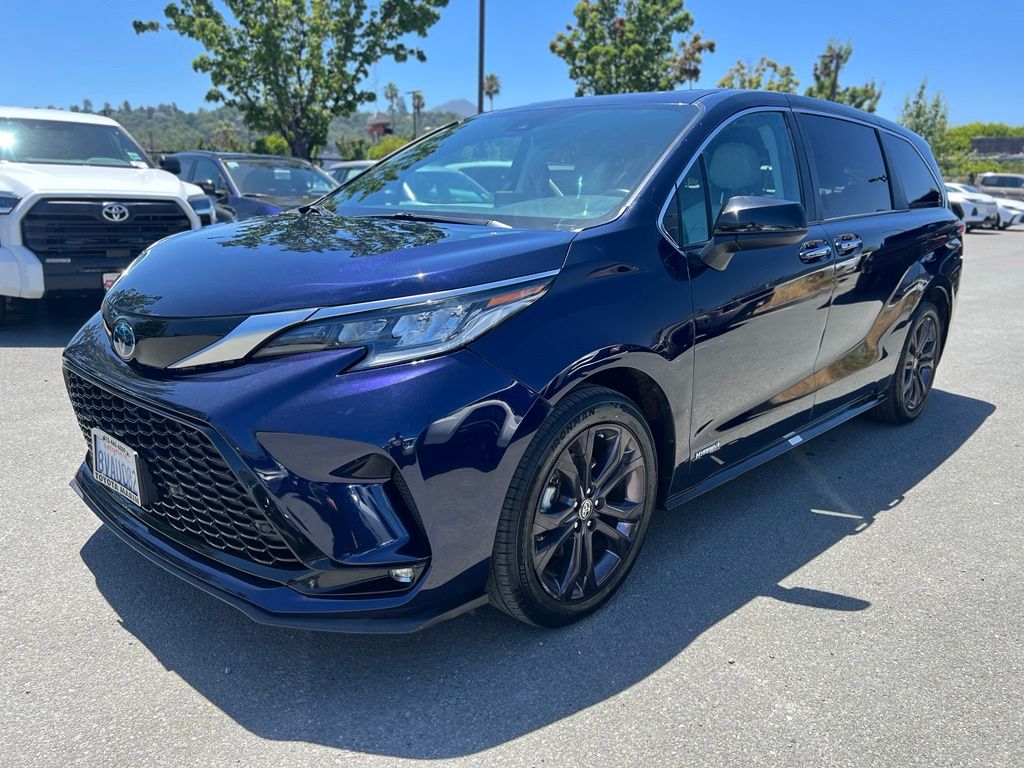 Used 2021 Toyota Sienna Van