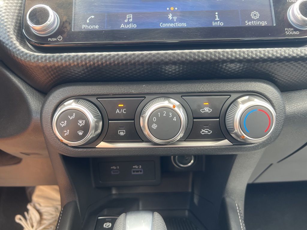 2024 Boulder Gray Pearl Nissan Kicks SV FWD SUV