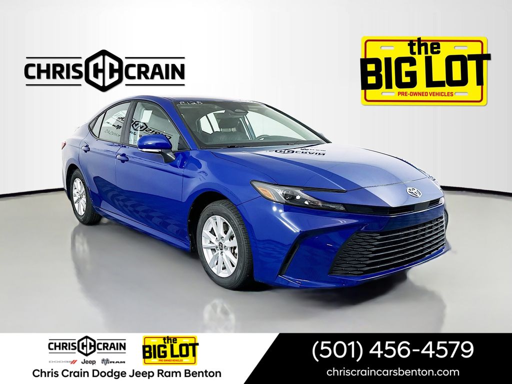 2025 Toyota Camry LE FWD