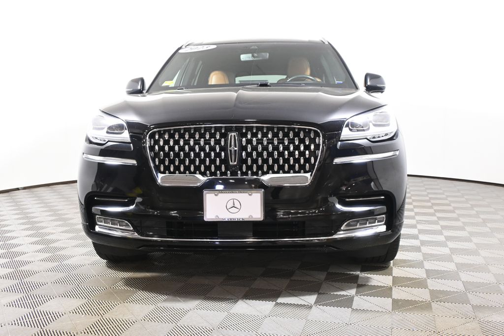 Thumbnail: 2023 Lincoln Aviator - 10