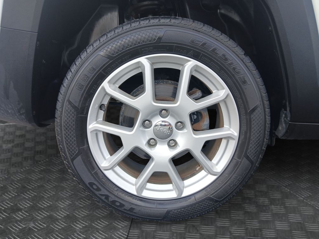 Used Car 2019 Jeep Renegade  Latitude For Sale Under $20,000 In Austin, Texas