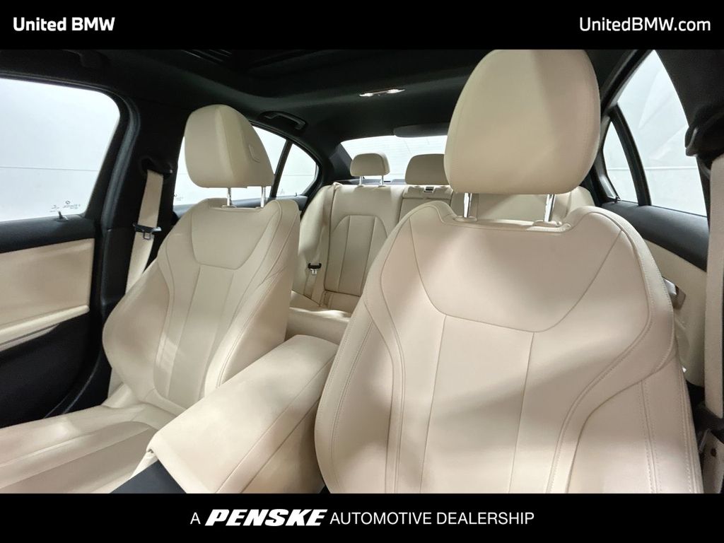 Thumbnail: 2021 BMW 3 Series - 13
