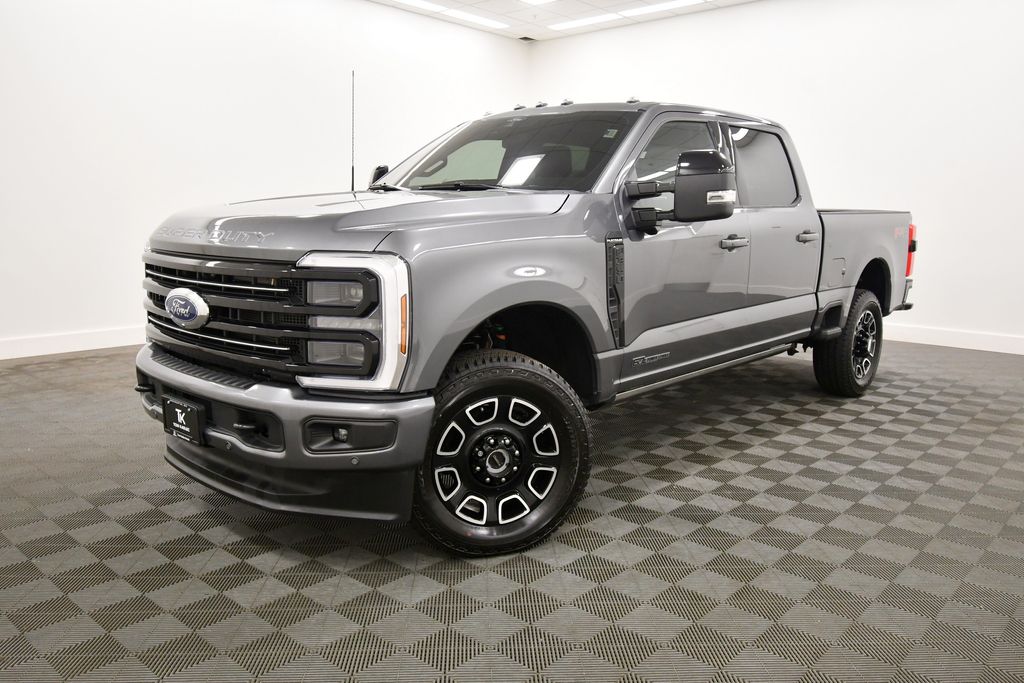 Used 2025 Ford F-350SD Truck