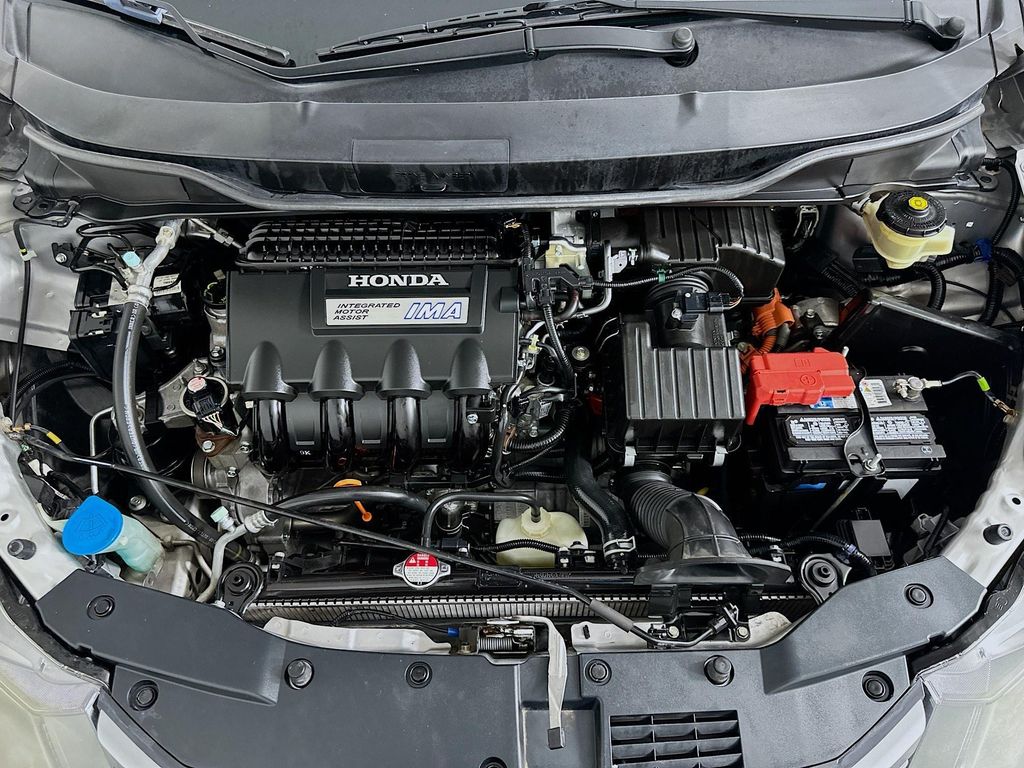 Thumbnail: 2010 Honda Insight - 27