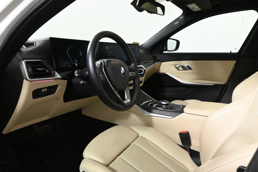 Thumbnail: 2023 BMW 3 Series - 4