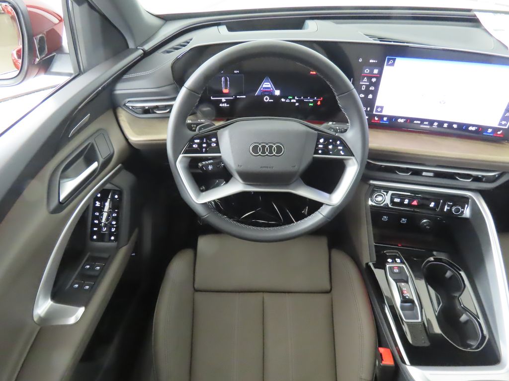 Thumbnail: 2025 Audi Q5 - 13