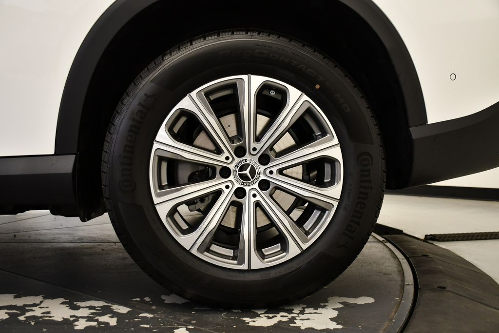 Thumbnail: 2026 Mercedes-Benz GLC - 14