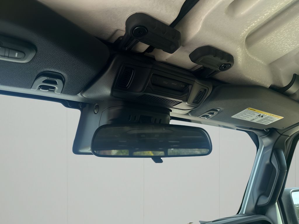 New Car 2025 Jeep Gladiator  For Sale Under $40,000 In Austin, Texas