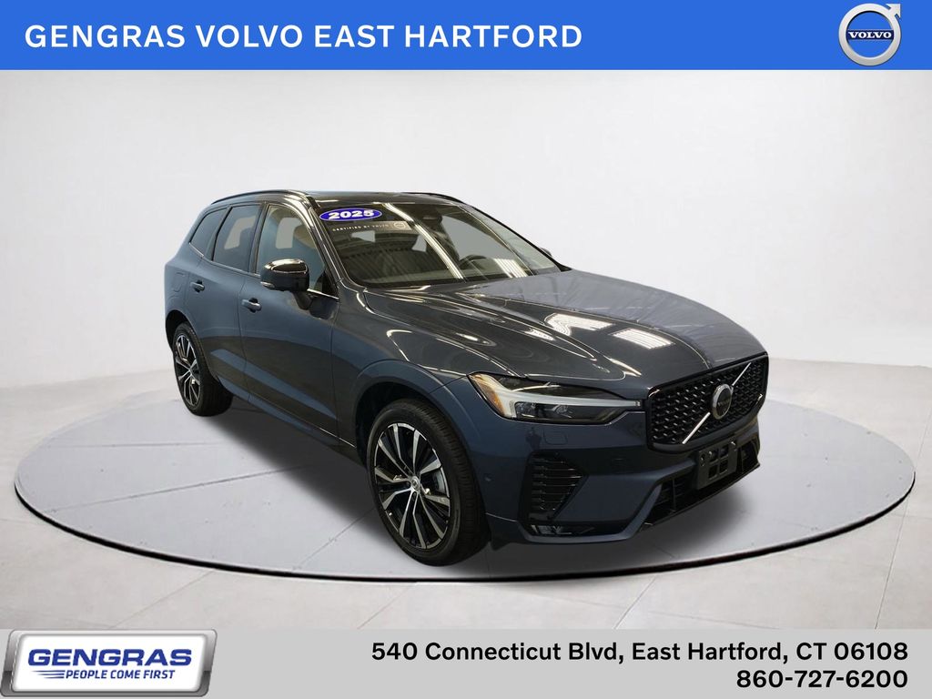 2025 Volvo XC60 B5 Plus Dark Theme AWD