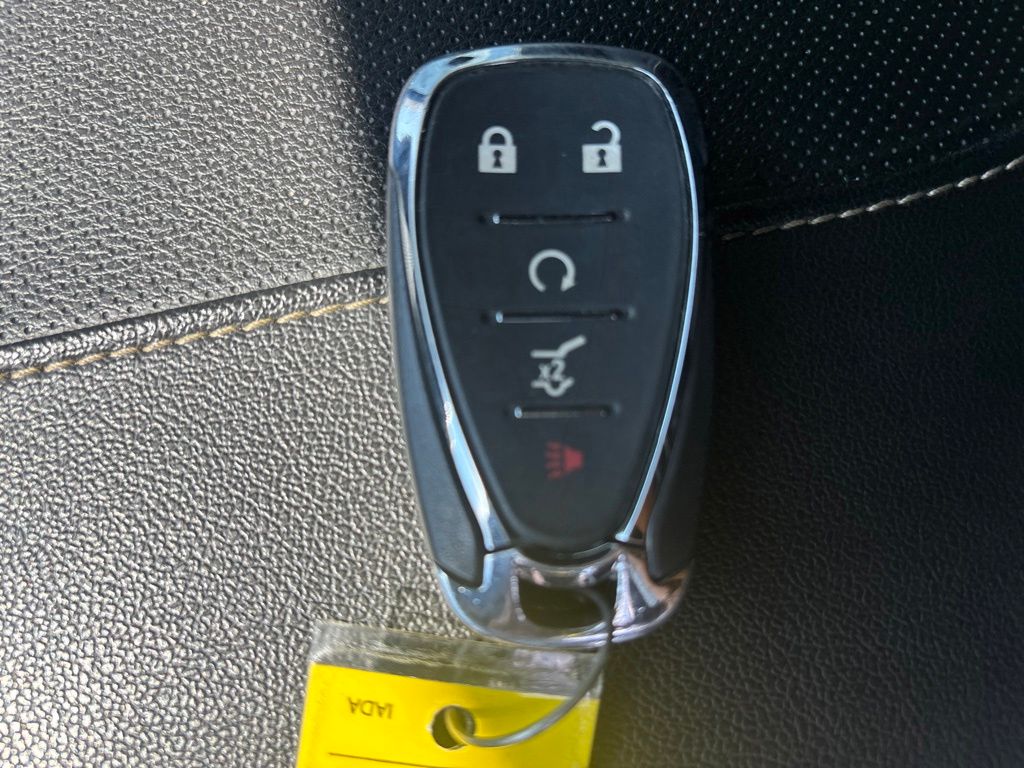 Used 2023 Chevrolet Traverse SUV
