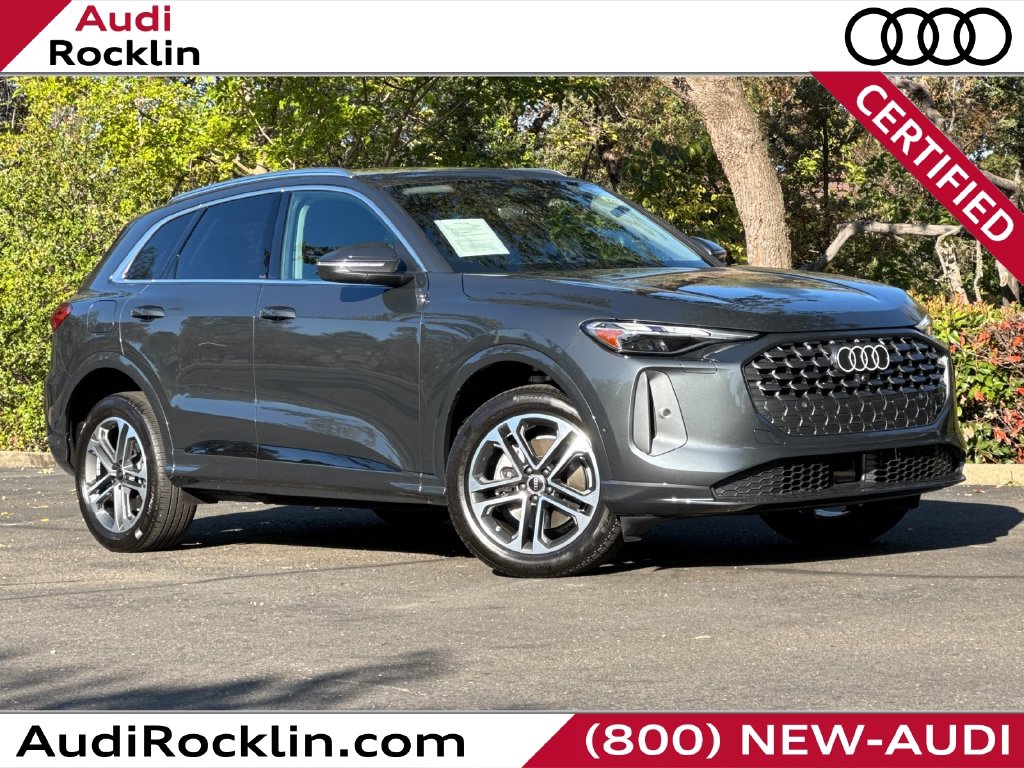  2025 Audi Q5 quattro Premium 40 TFSI   
