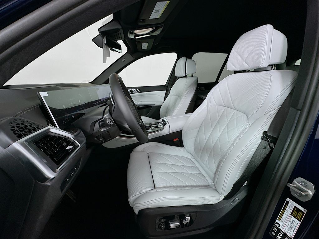 Thumbnail: 2026 BMW X5 - 16